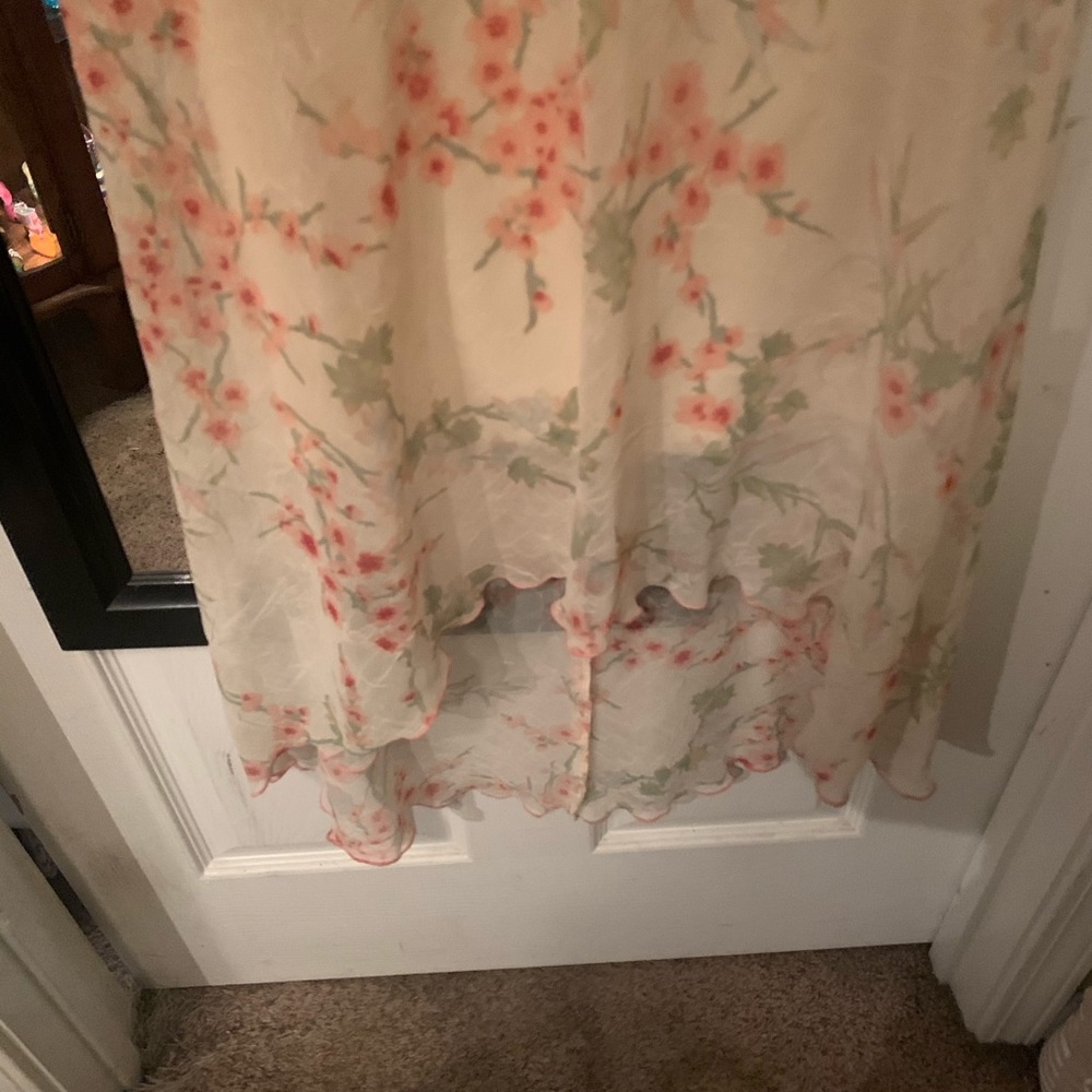 Dress - Picture 5 of 5